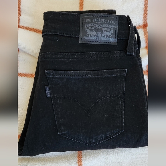 Levi's 711 Skinny Black Destressed Jeans Size 26 - Picture 6 of 7